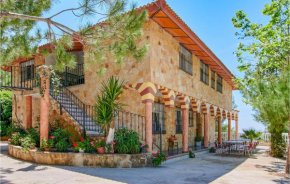 Cozy Home In Doña Mencía With Wifi